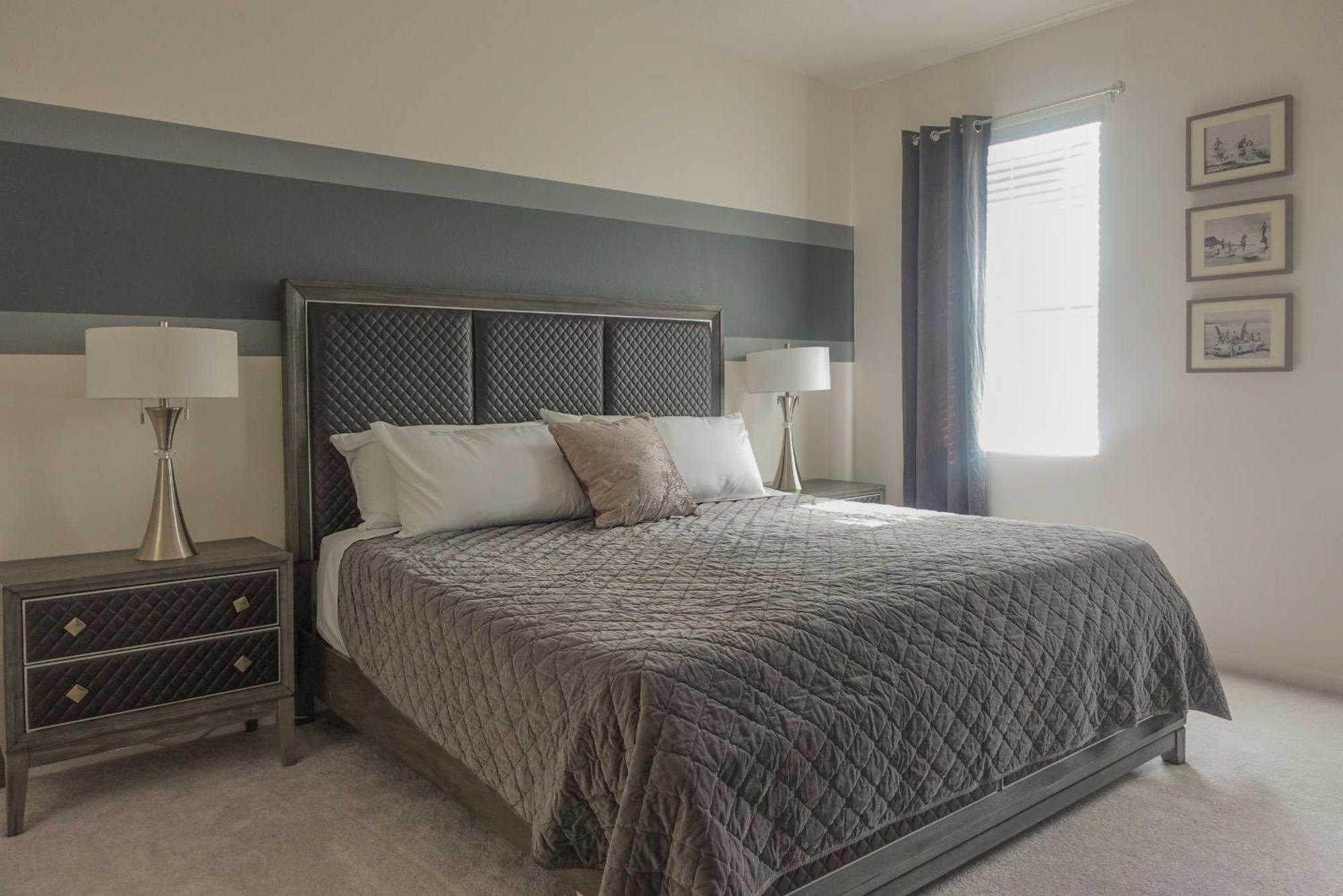 Waterfront Brand New Modern Luxury 8 Bedroom Pool House! Sleeps 16 Kissimmee Eksteriør billede
